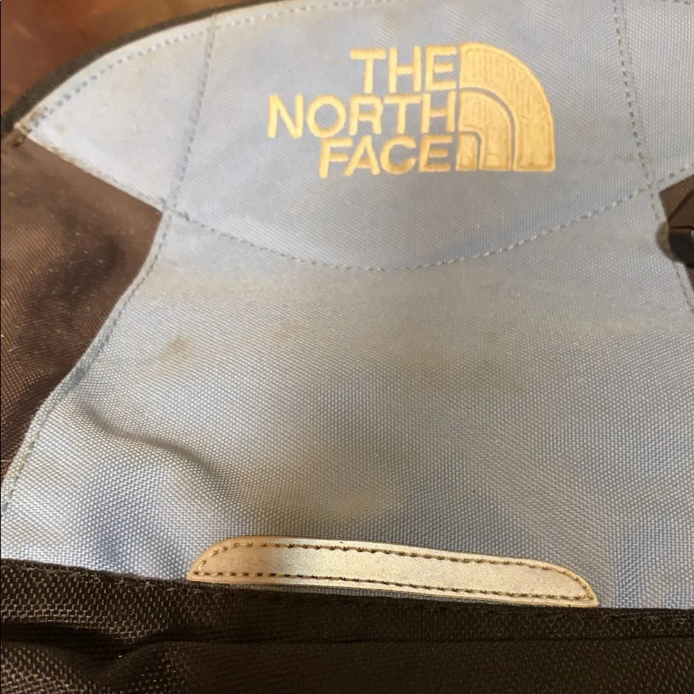 The North Face Men's Black and Light Blue Belt Bag